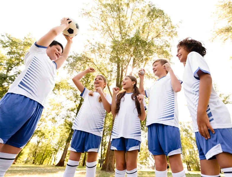 L'équipement des Associations Sportives (AS) et de l'UNSS