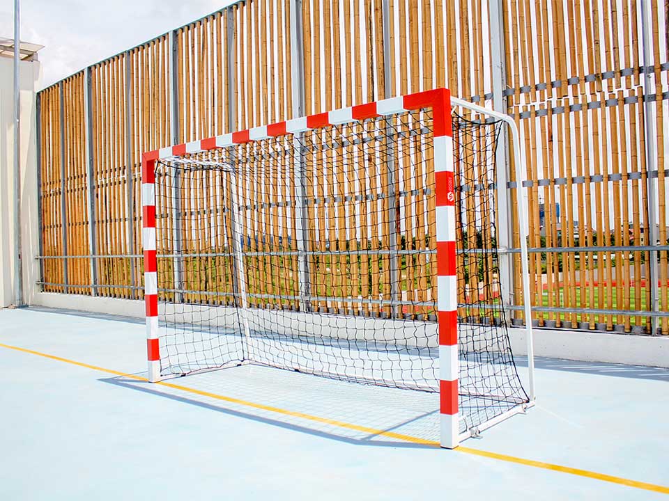 BUTS DE HANDBALL COMPETITION A SCELLER EN ACIER GALVANISE - SODEX SPORT