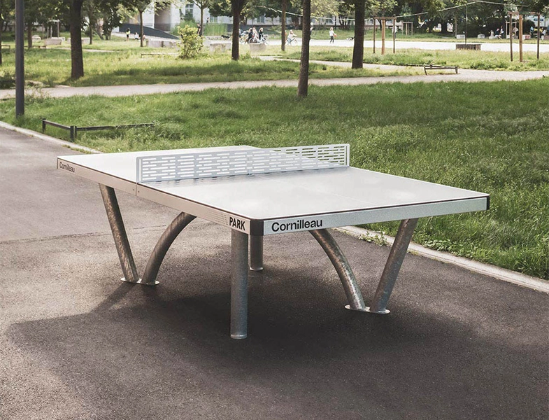 Les tables de tennis de table CORNILLEAU pour collectivités et usages intensifs